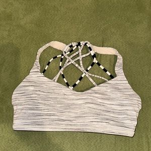 Lululemon free to be wild bra